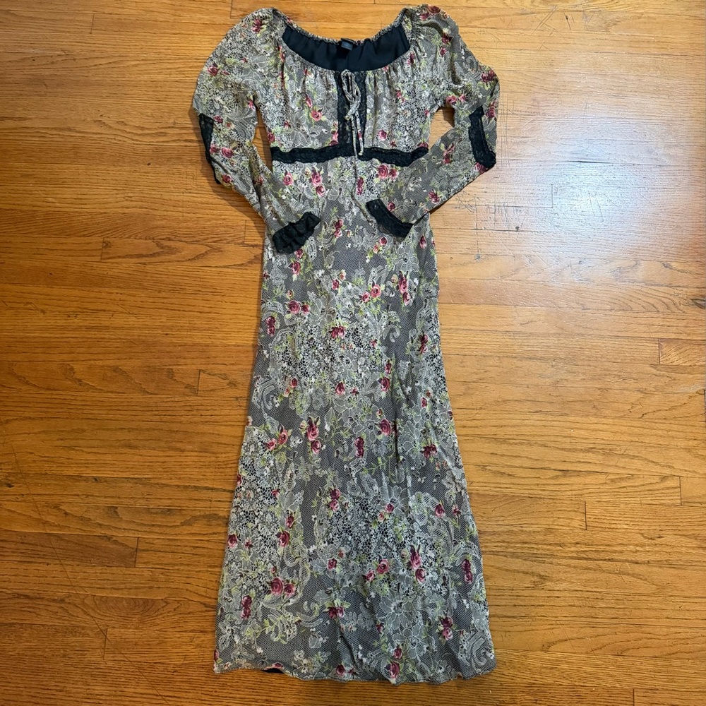 Moda International Vintage Floral Lace Boho Maxi Dress